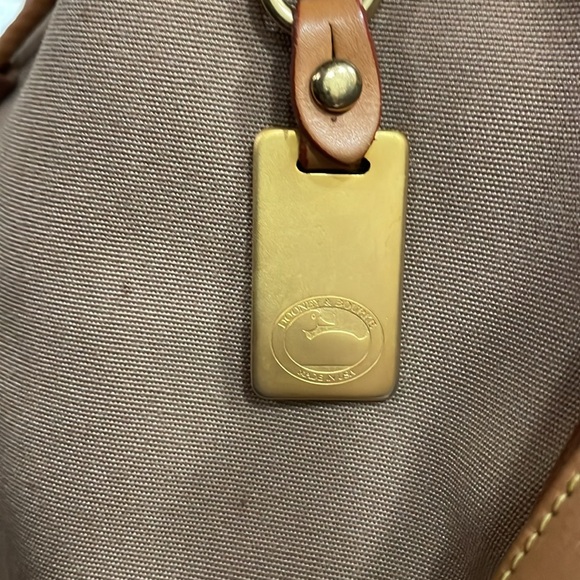 Dooney & Bourke bucket bag - Picture 2 of 6
